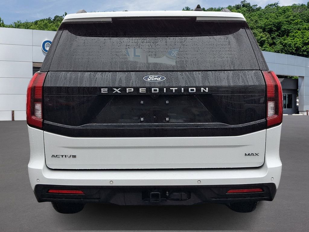 Certified 2025 Ford Expedition Max Active RWD image 5