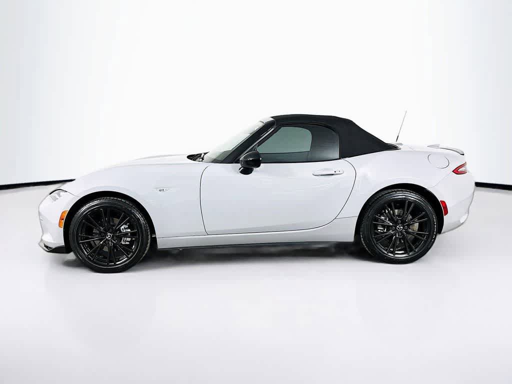 Used 2024 MAZDA MX-5 Miata Club RWD image 3