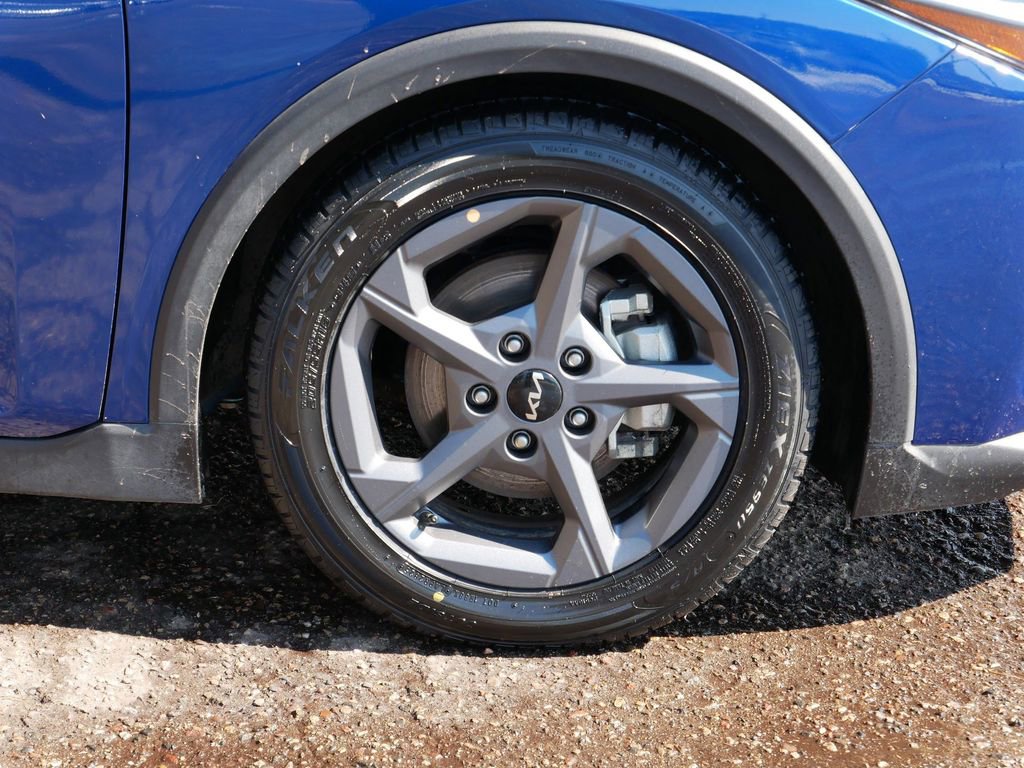 Used 2025 Kia K4 FWD image 7