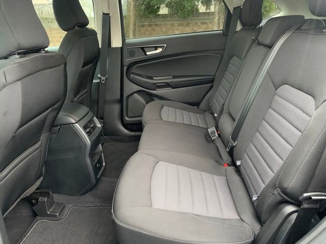 Certified 2024 Ford Edge SE w/ Black Appearance Package image 13