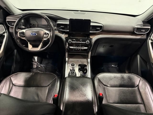 Certified 2021 Ford Explorer Limited w/ Equipment Group 301A AWD/4WD image 40