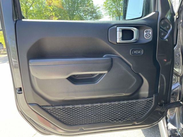 Used 2021 Jeep Gladiator Sport AWD/4WD image 17