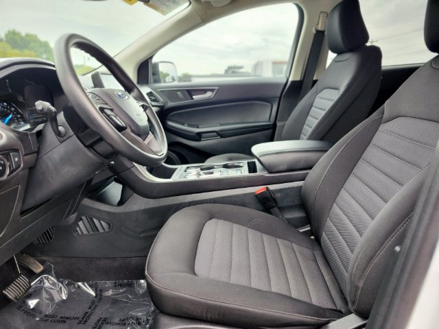 Certified 2024 Ford Edge SE w/ Black Appearance Package AWD/4WD image 18