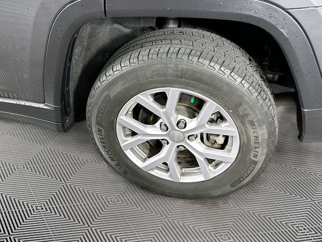 Used 2022 Jeep Grand Cherokee L Limited w/ Luxury Tech Group II AWD/4WD image 40