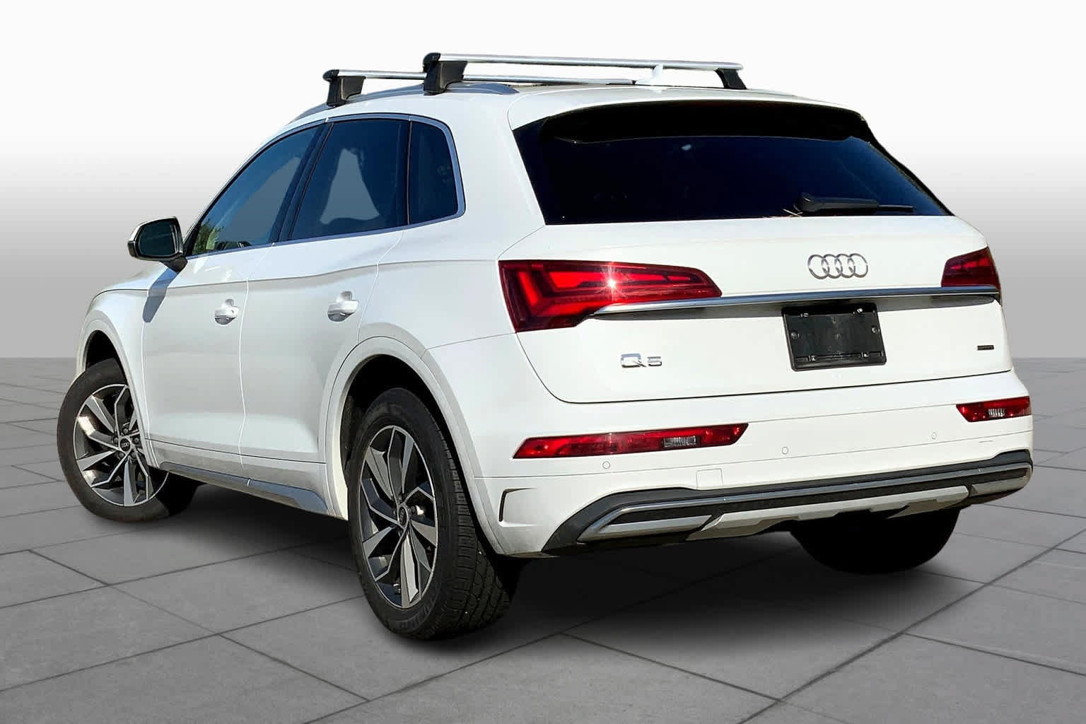 Used 2021 Audi Q5 2.0T Premium Plus AWD/4WD image 12