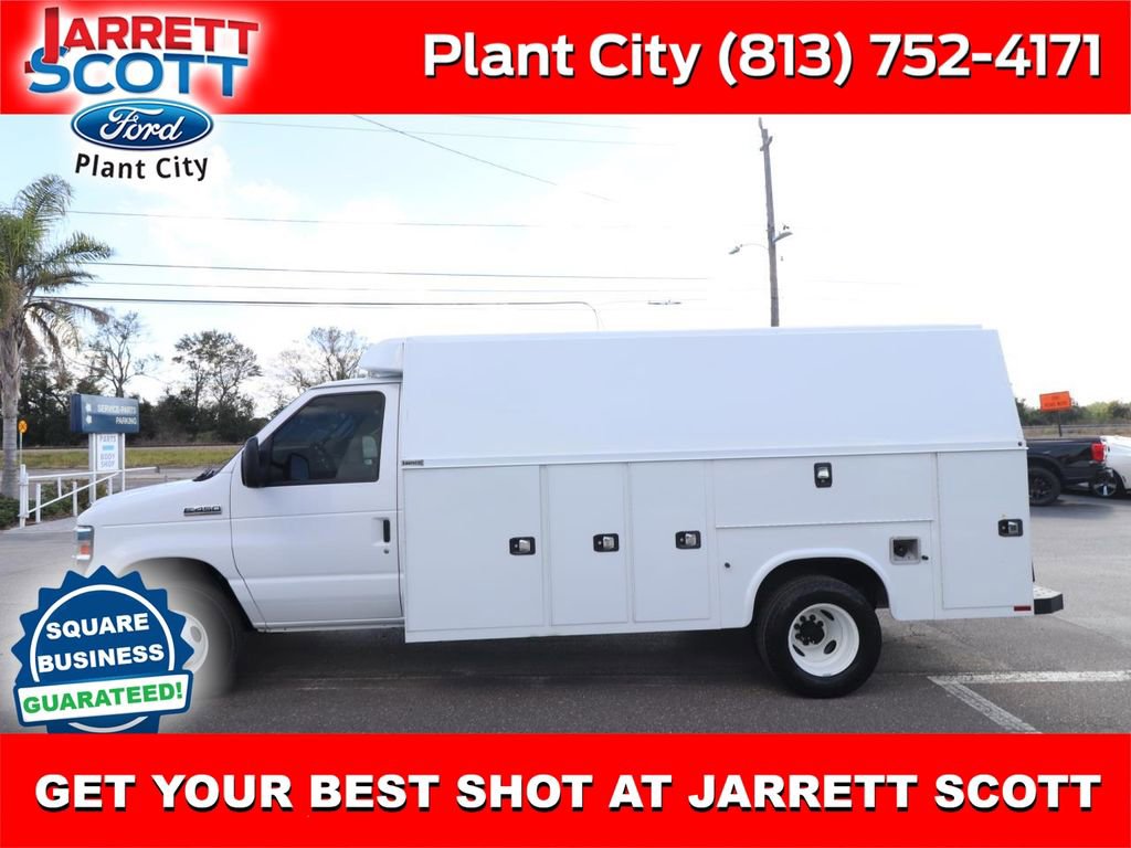 Certified 2022 Ford E-450 and Econoline 450 Super Duty w/ Power Windows & Locks Group