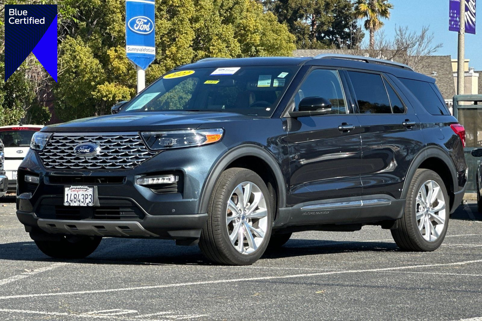 Certified 2022 Ford Explorer Platinum w/ Equipment Group 601A