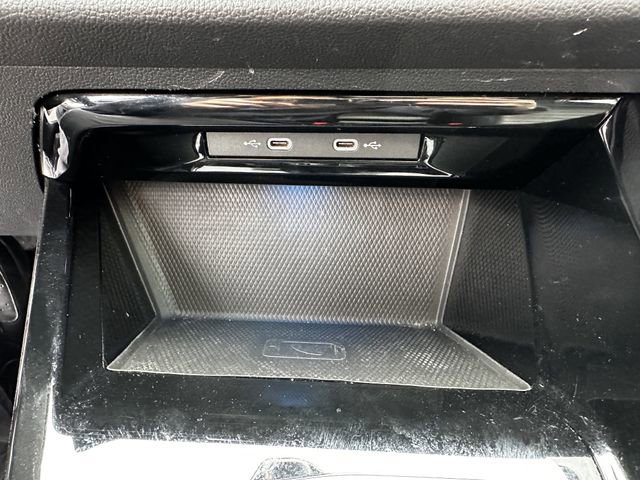 Used 2024 Volkswagen Golf R image 25