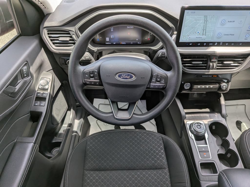 Certified 2025 Ford Escape Active w/ Tech Pack #1 FWD image 16