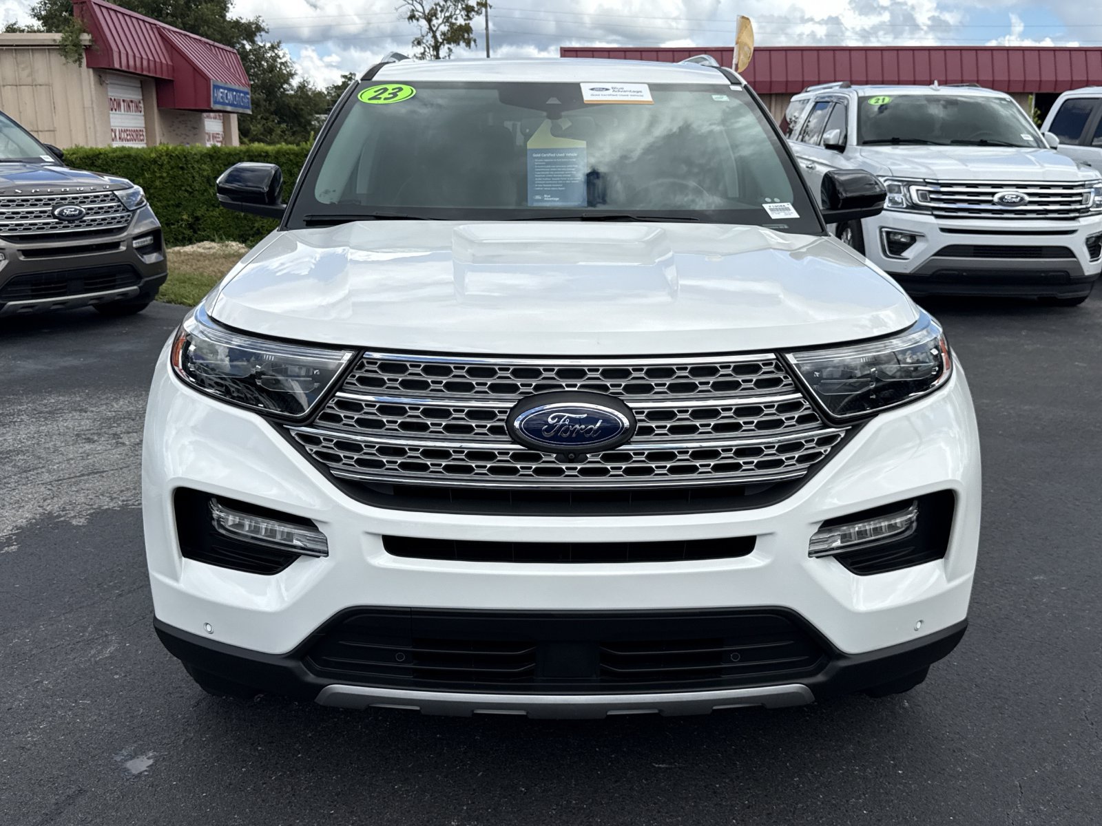 Certified 2023 Ford Explorer Limited w/ Equipment Group 301A RWD image 9