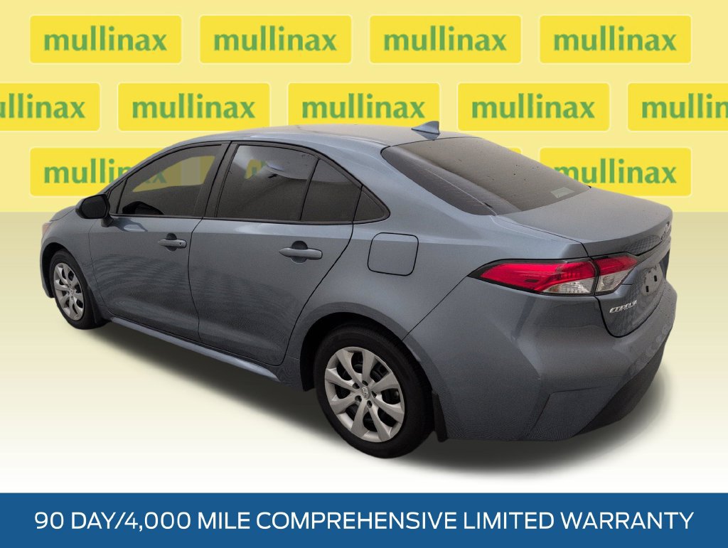 Used 2025 Toyota Corolla LE FWD image 9