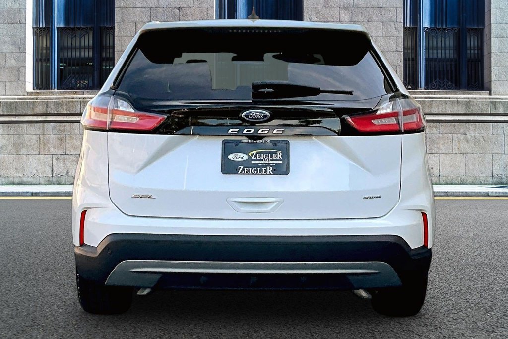 Certified 2024 Ford Edge SEL w/ Convenience Package AWD/4WD image 4