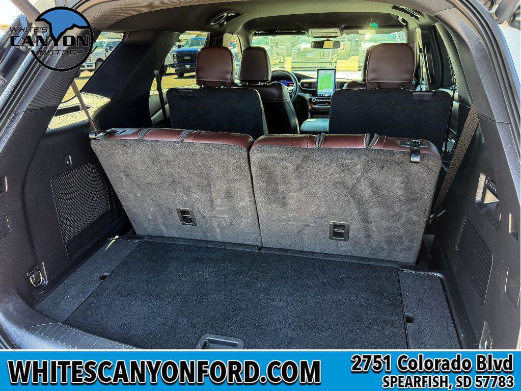 Certified 2022 Ford Explorer Platinum w/ Equipment Group 601A image 12