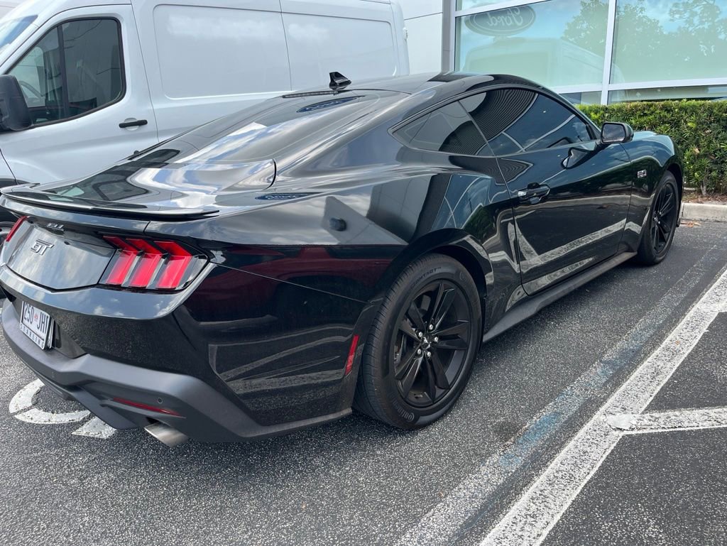 Certified 2025 Ford Mustang GT RWD image 3