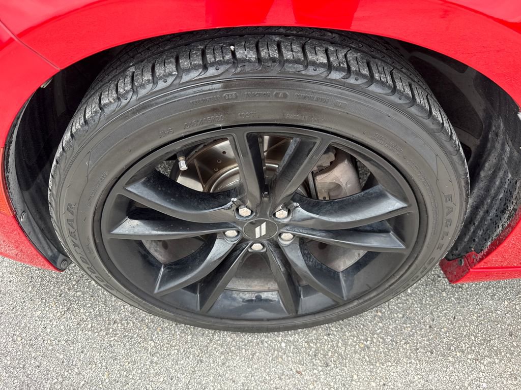 Used 2017 Dodge Charger R/T w/ Blacktop Package RWD image 10