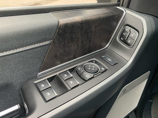 Certified 2023 Ford F250 Lariat w/ Chrome Package AWD/4WD image 17