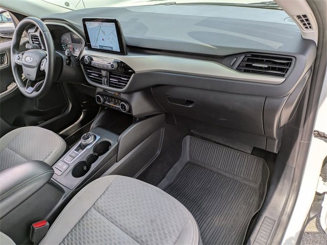 Certified 2022 Ford Escape SE w/ SE Sport Appearance Package image 27