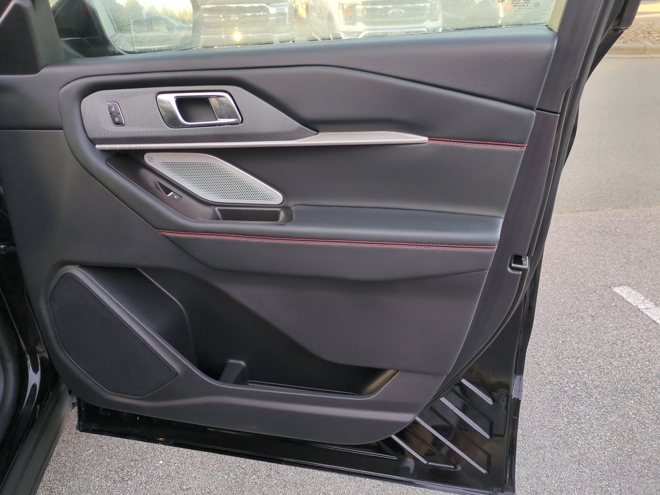 Certified 2025 Ford Explorer ST w/ Sun And Sound Package RWD image 40