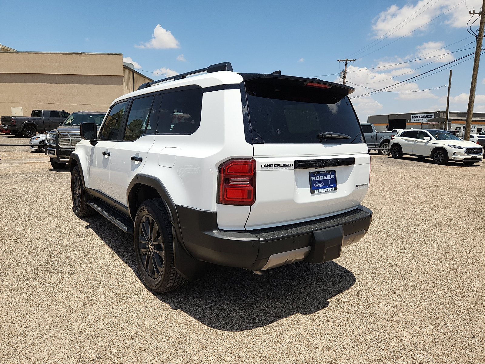 Used 2025 Toyota Land Cruiser w/ Premium Package AWD/4WD image 5