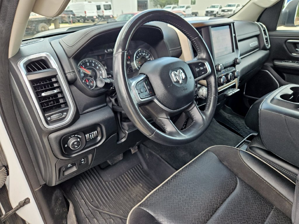 Used 2022 RAM 1500 Laramie AWD/4WD image 18