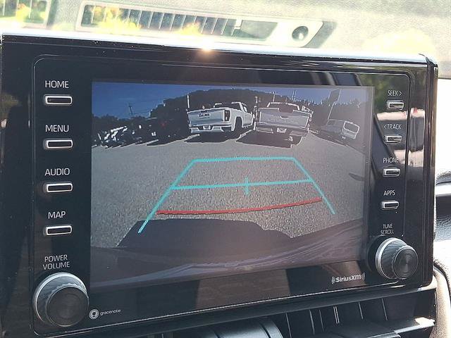 Used 2022 Toyota RAV4 SE w/ Weather & Moonroof Package AWD/4WD image 15