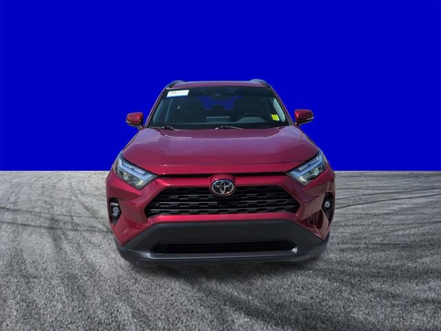 Used 2022 Toyota RAV4 XLE Premium image 9