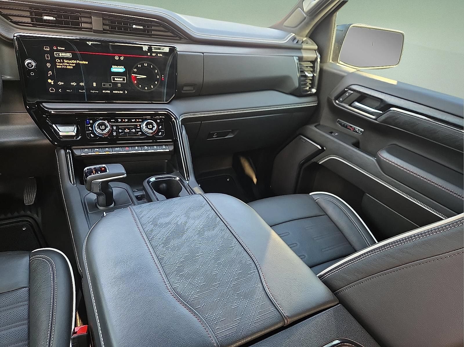 Used 2023 GMC Sierra 1500 AT4X AWD/4WD image 12