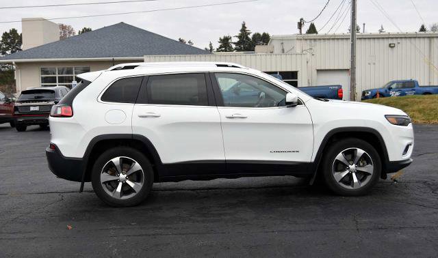 Used 2019 Jeep Cherokee Limited image 7