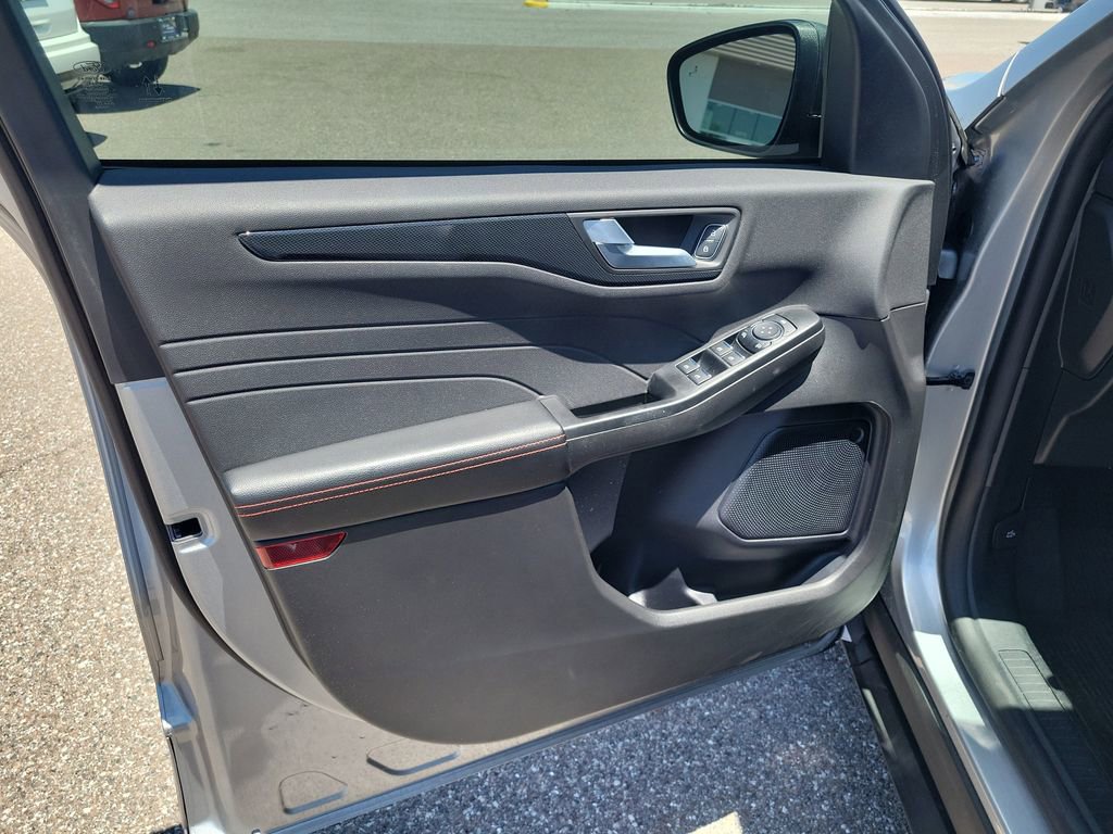 Certified 2024 Ford Escape ST-Line FWD image 22