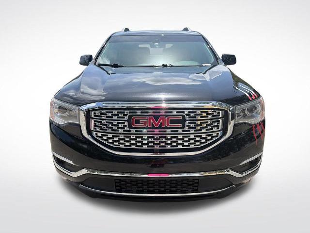 Used 2017 GMC Acadia Denali w/ Technology Package AWD/4WD image 3