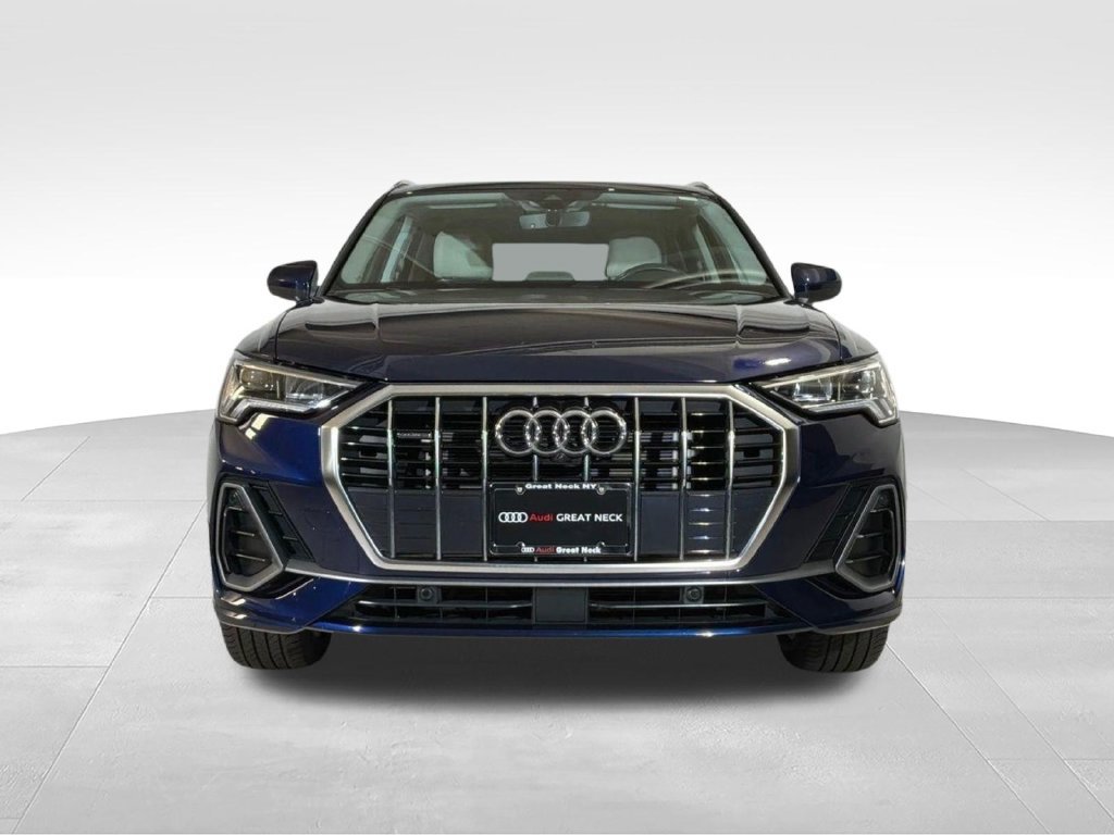 Used 2023 Audi Q3 2.0T Premium Plus w/ Premium Plus Package AWD/4WD image 24
