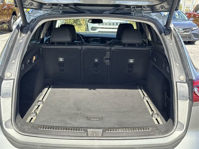 Used 2018 Buick Regal Essence w/ Driver Confidence Package #1 image 17