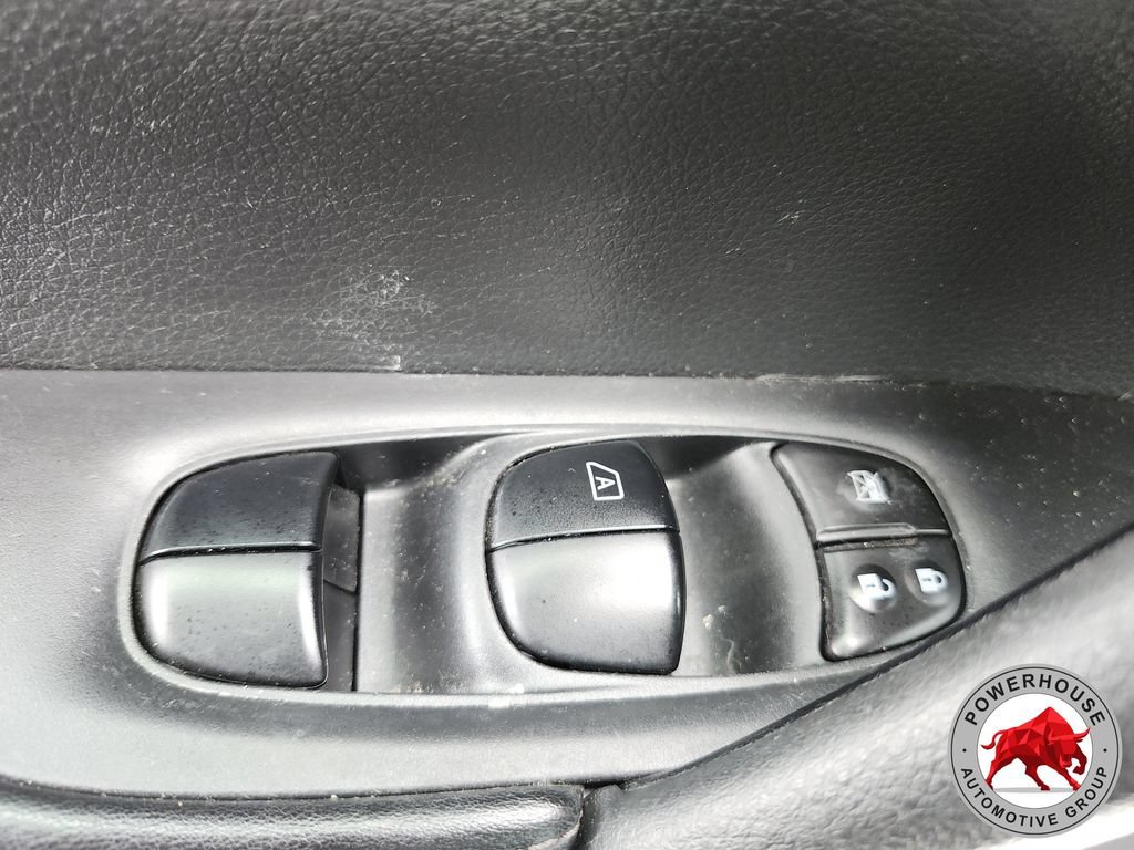 Used 2019 Nissan Rogue SL w/ Premium Package FWD image 22