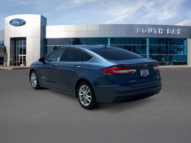 Certified 2019 Ford Fusion SE FWD image 3