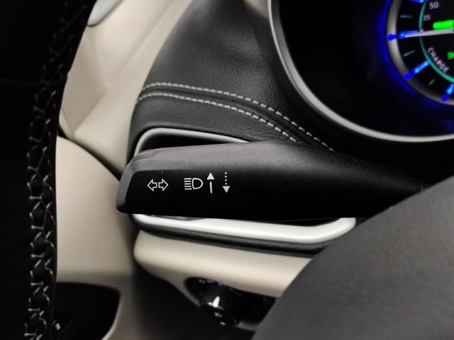 Used 2024 Chrysler Pacifica Limited FWD image 38