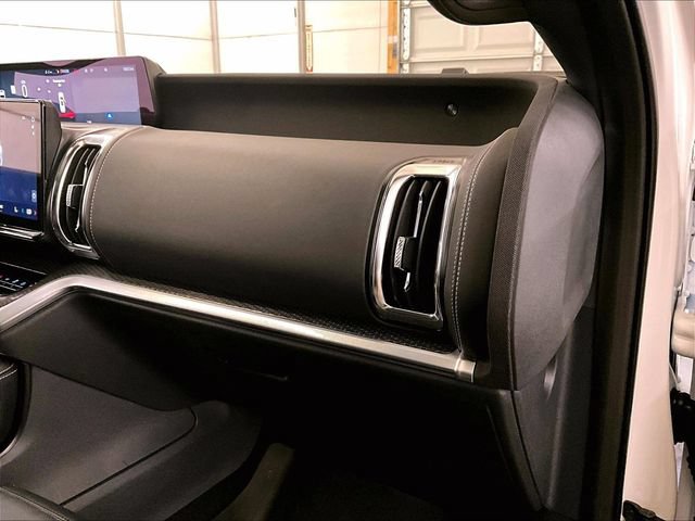 Certified 2025 Ford Expedition Max Platinum w/ Stealth Appearance Package AWD/4WD image 15