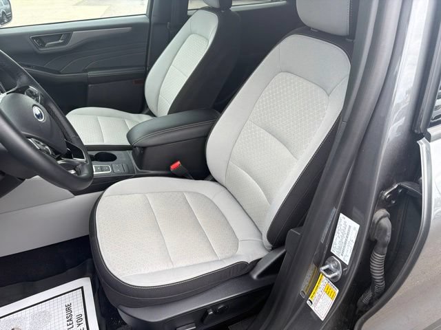 Certified 2024 Ford Escape Active AWD/4WD image 22