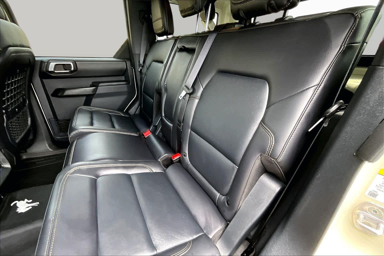 Certified 2025 Ford Bronco Badlands AWD/4WD image 21