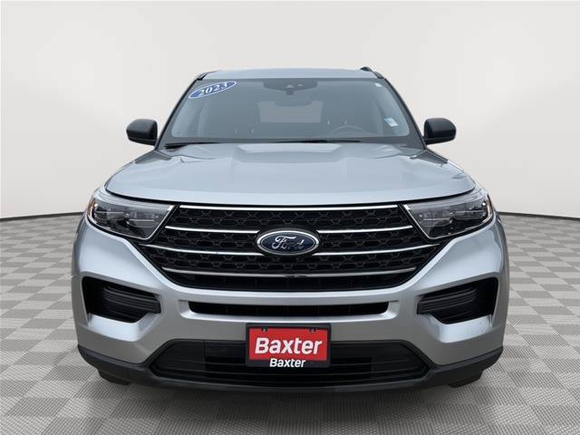 Certified 2023 Ford Explorer XLT AWD/4WD image 2