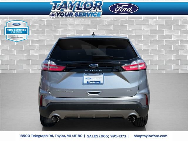 Certified 2022 Ford Edge Titanium w/ Equipment Group 301A image 4
