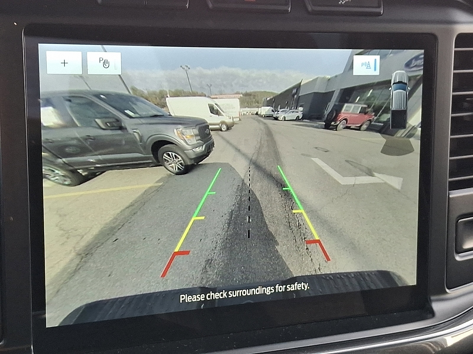 Certified 2022 Ford F150 XLT w/ Equipment Group 302A High image 17