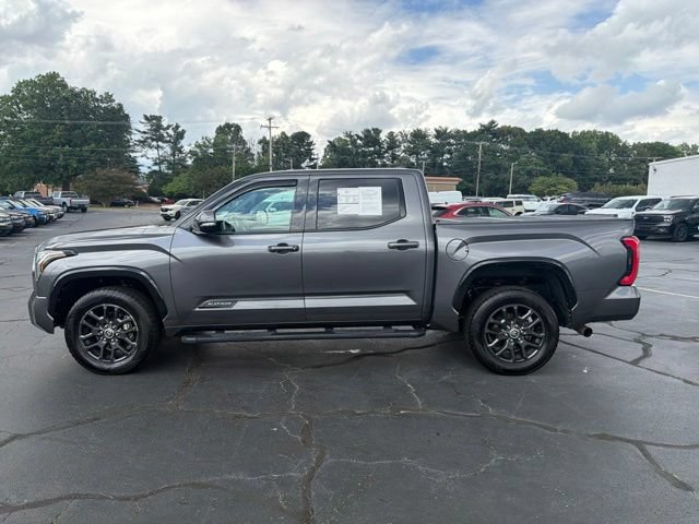 Used 2022 Toyota Tundra Platinum AWD/4WD image 4