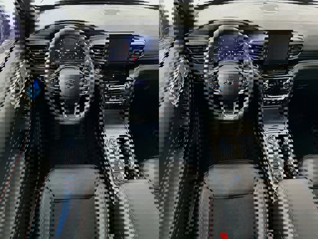 Certified 2022 Ford Explorer ST-Line w/ Class IV Trailer Tow Package image 14