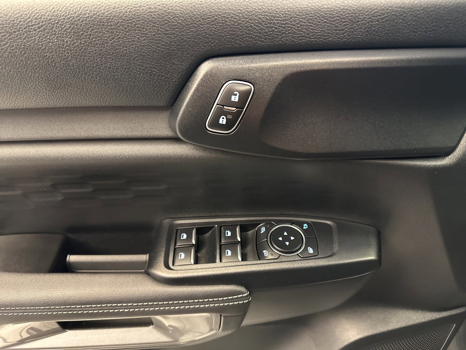 Certified 2024 Ford Ranger XLT w/ FX4 Off-Road Package image 19