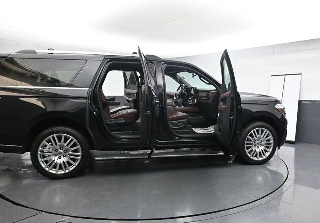 Certified 2024 Ford Expedition Max Limited AWD/4WD image 39