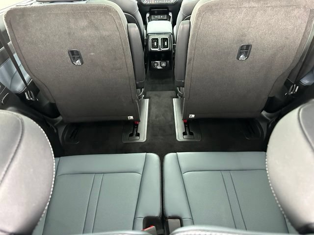 Used 2025 Kia Sorento SX Prestige AWD/4WD image 13
