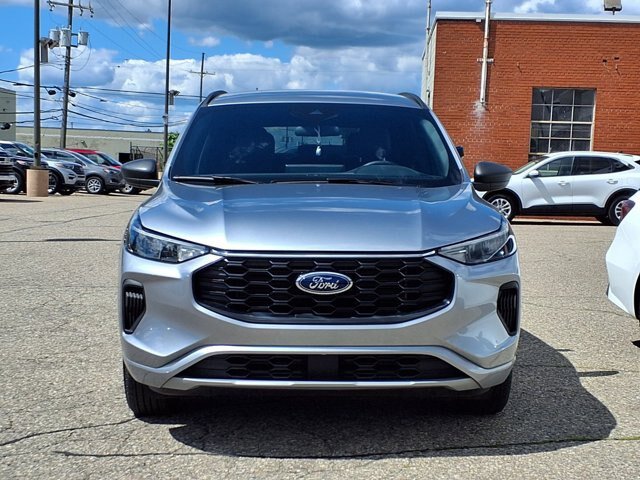 Certified 2024 Ford Escape ST-Line w/ Tech Pack #1 AWD/4WD image 24
