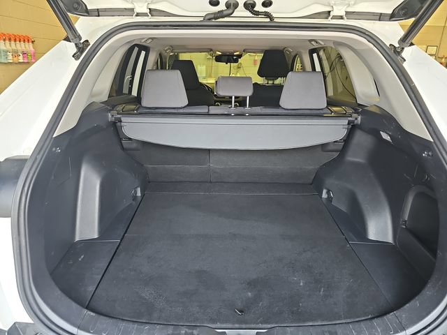 Used 2020 Toyota RAV4 XLE w/ Convenience Package AWD/4WD image 12