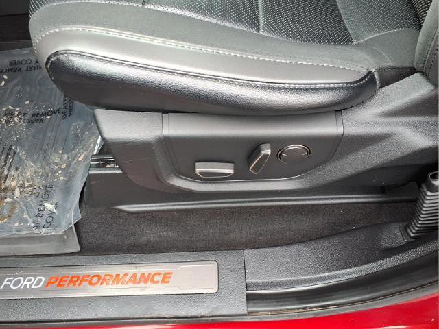 Certified 2019 Ford F150 Raptor w/ Equipment Group 802A Luxury image 20