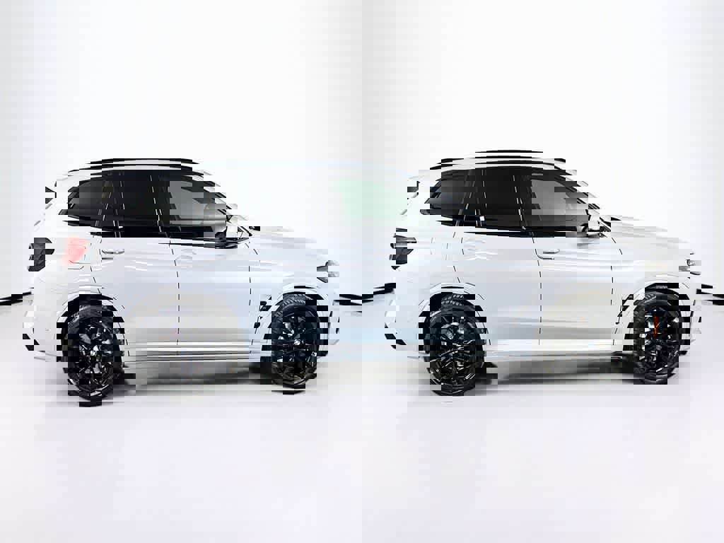 Used 2024 BMW X3 sDrive30i w/ Premium Package w/ZPA image 6